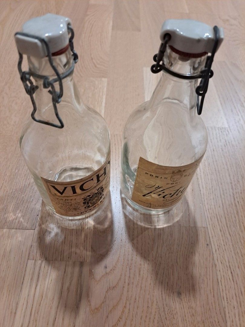 Vanhat Vichy pullot