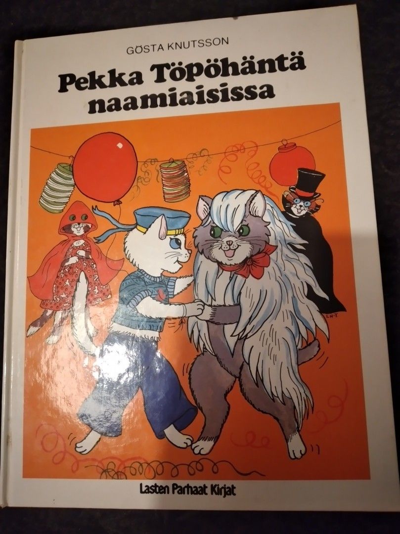 Satukirja Pekka Töpöhäntä naamiaisissa