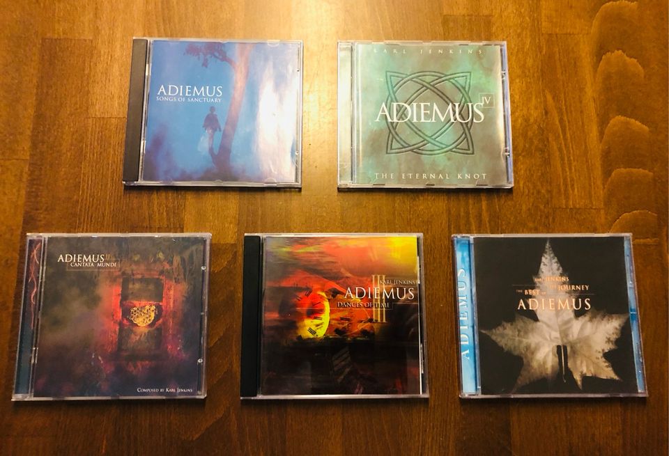 Adiemus 5 cd-levyä pakettina