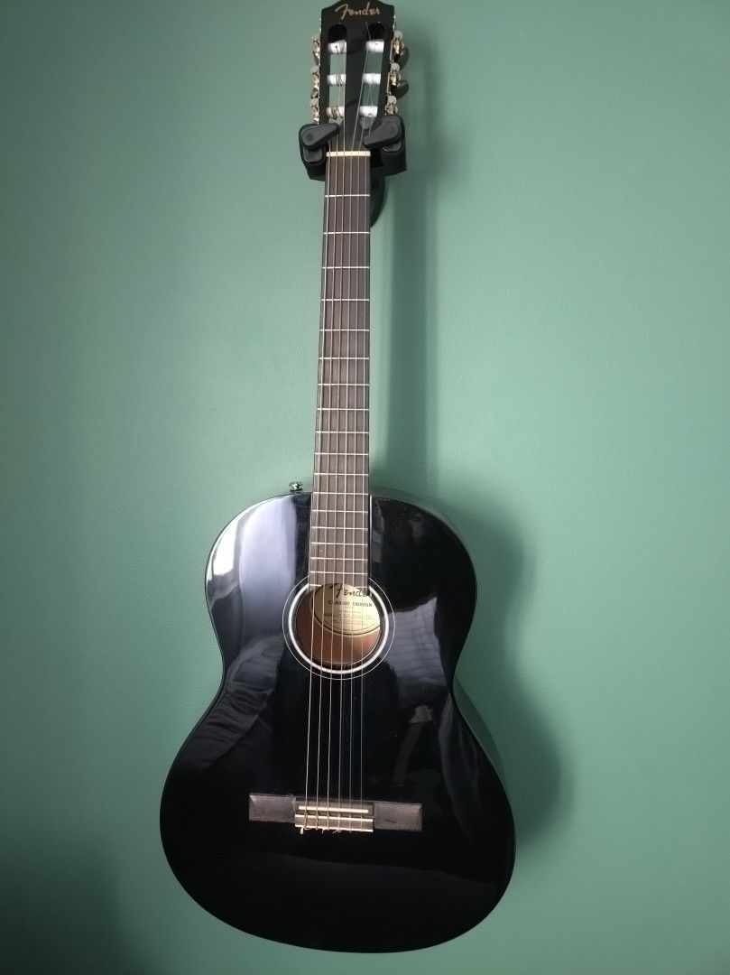 Fender nylonkielinen kitara