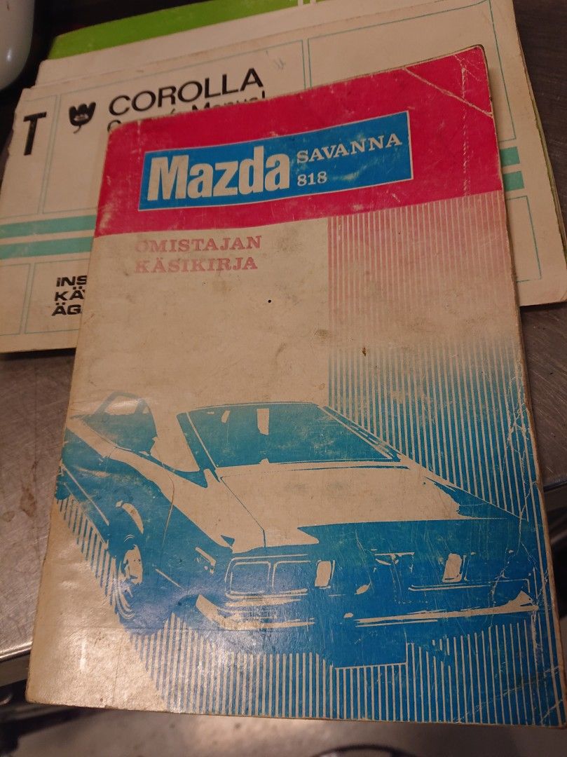 Mazda savanna 818 omistajan käsikirja
