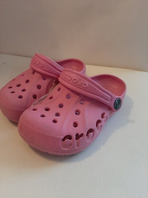 Crocs