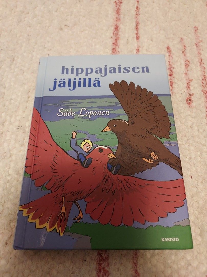 Hippajaisen jäljillä kirja