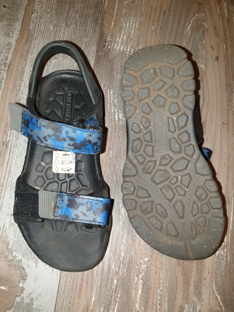 Merrell sandaalit 28