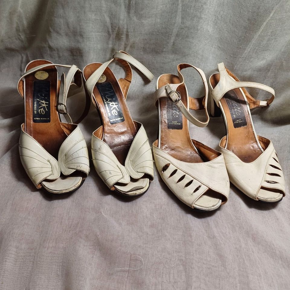 Sandaalit, 2 paria, keinoaine+nahka, kotimaiset, no5, vintagea