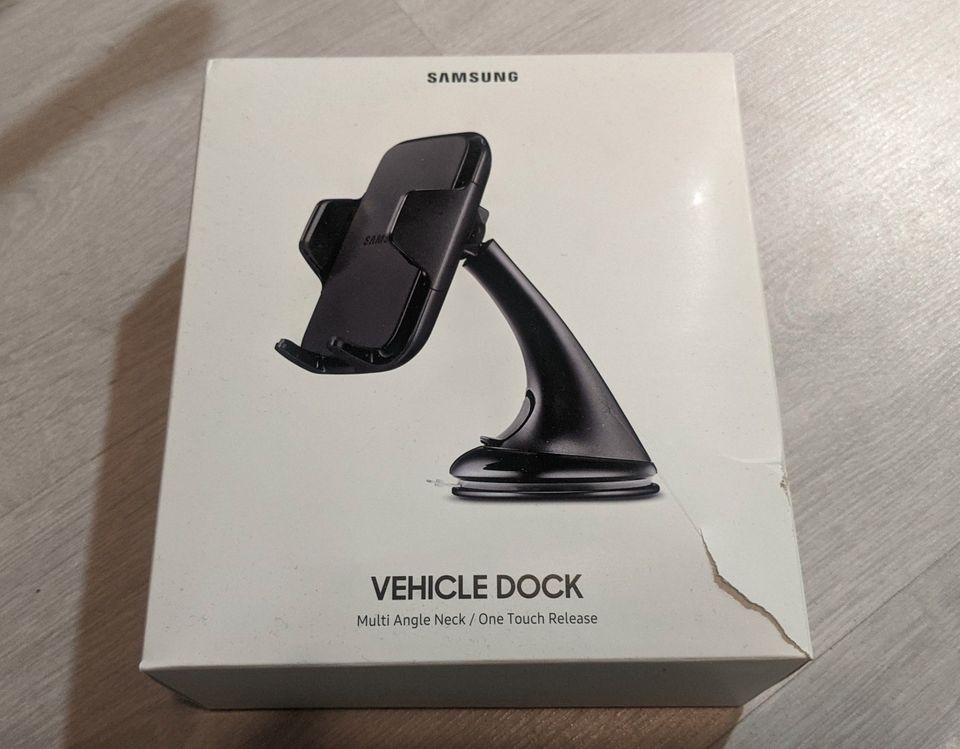 Samsung Vehicle dock (4.0" - 5.7")