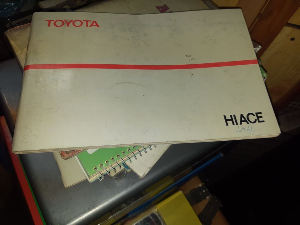 Toyota hiace 1983-89