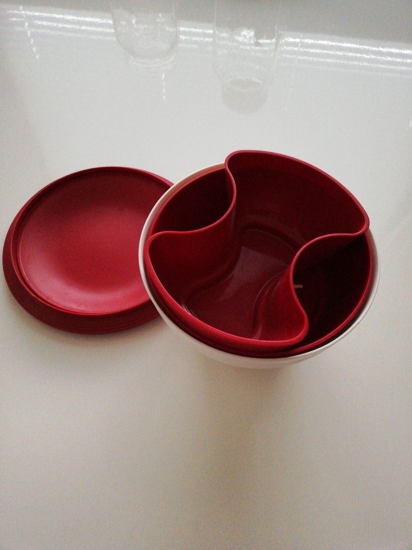 Tupperware monitoimikippo