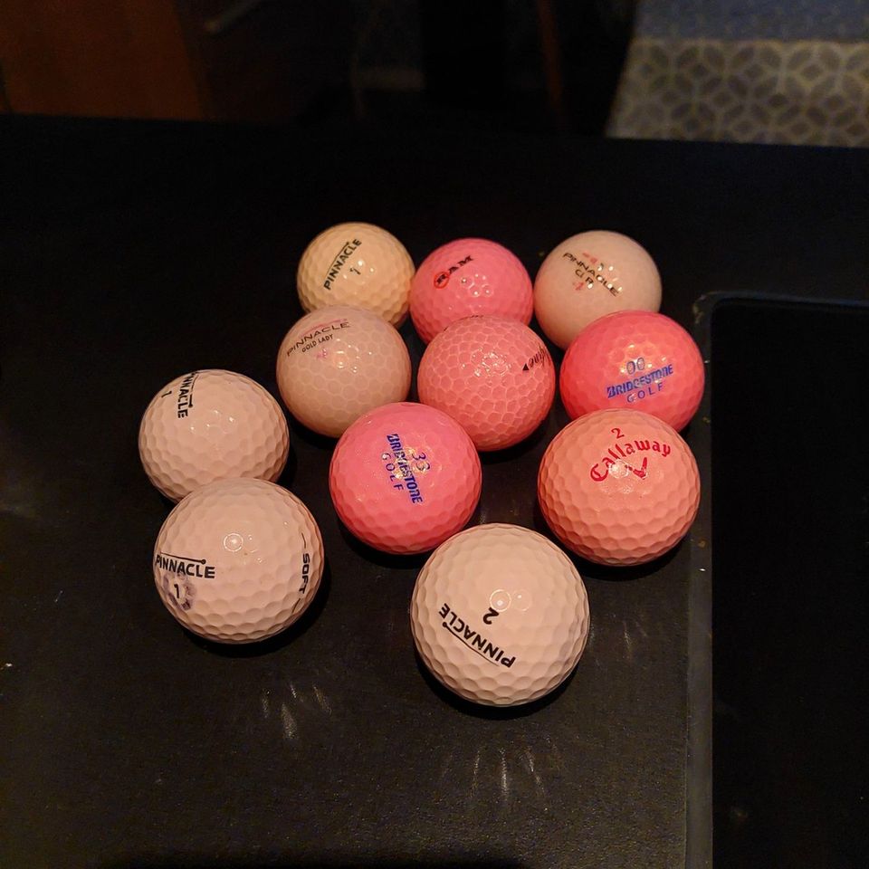 Pinkkejä golfpalloja 15kpl