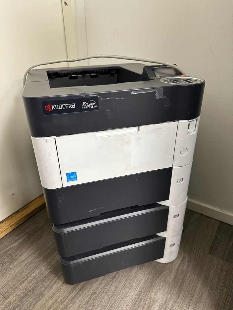 Kyocera lasertulostimia