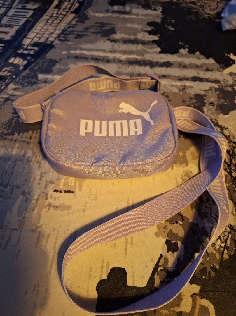 Puman crossbody-laukku