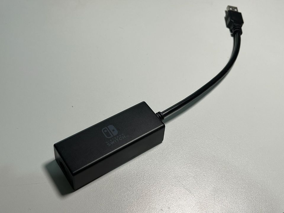 Hori Wired Internet LAN Adapter -verkkosovitin