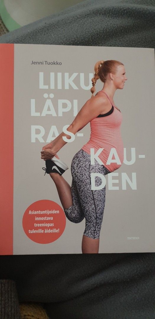 Jenni Tuokko; Liiku läpi raskauden