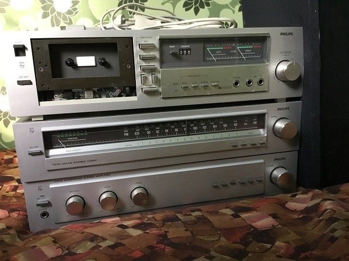 Philips merkkinen radio kasettisoitin setti 1980