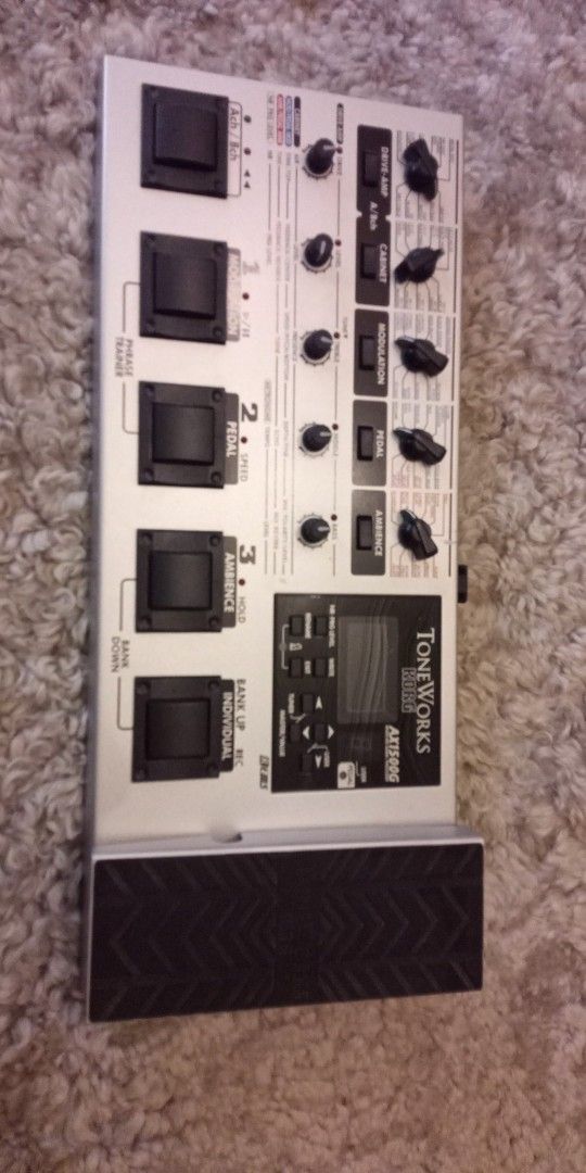 Korg AX1500G Multi-Effects Guitar Effect Pedal