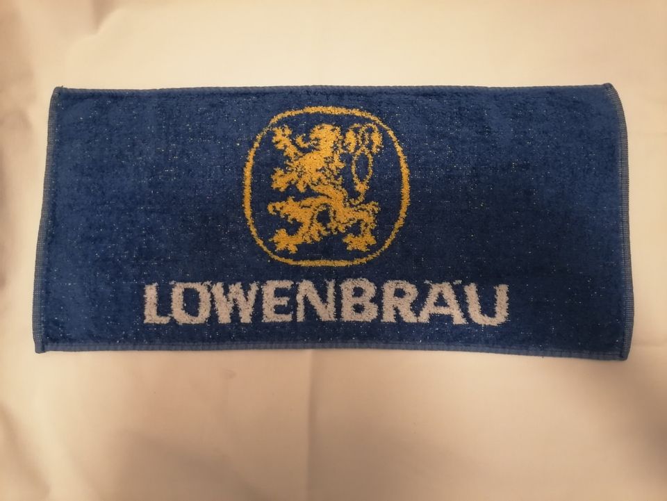 Baaripyyhe Löwenbräu