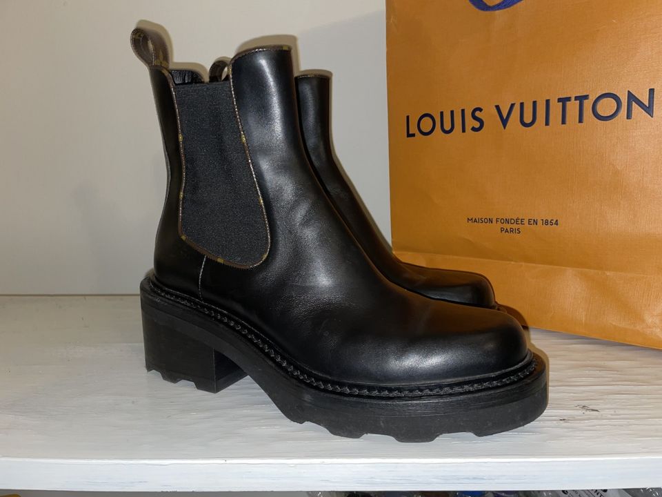 Louis Vuitton uudet nahka nilkkurit