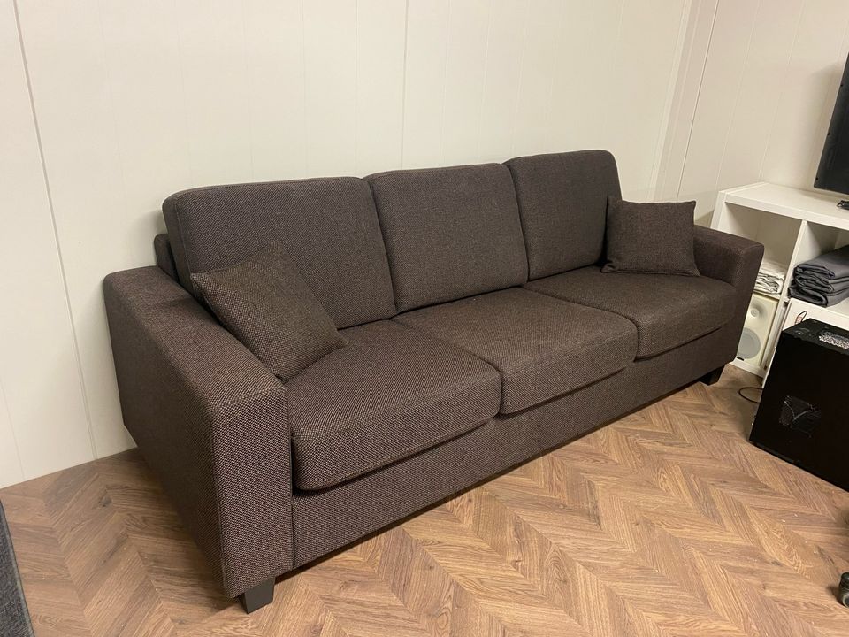 3-istuttava sohva TARJOA