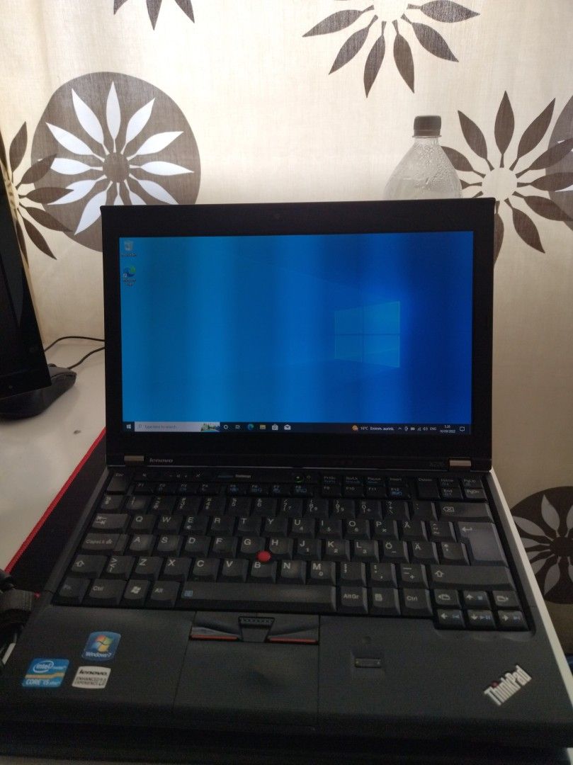 Lenovo ThinkPad X220