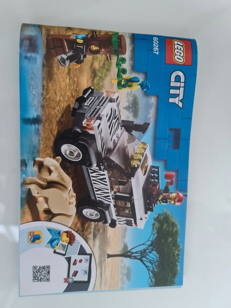 Lego city 60267 safarimaasturi