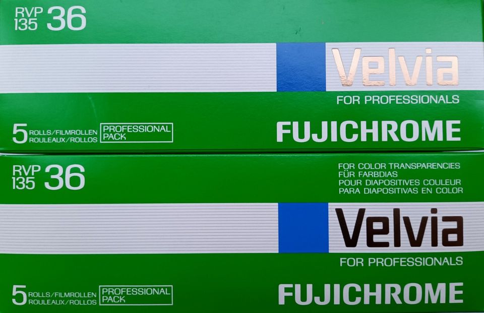 35mm Fuji Fujichrome Velvia 50 diafilmiä