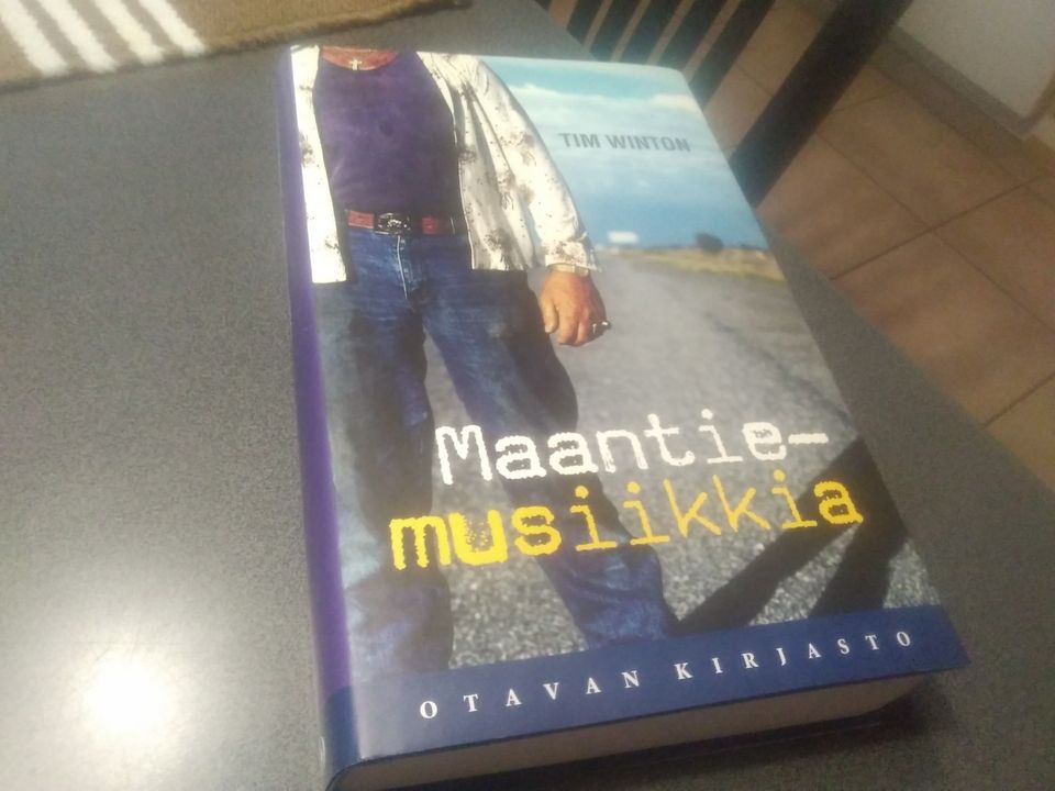 Maantiemusiikkia. Tim Winton