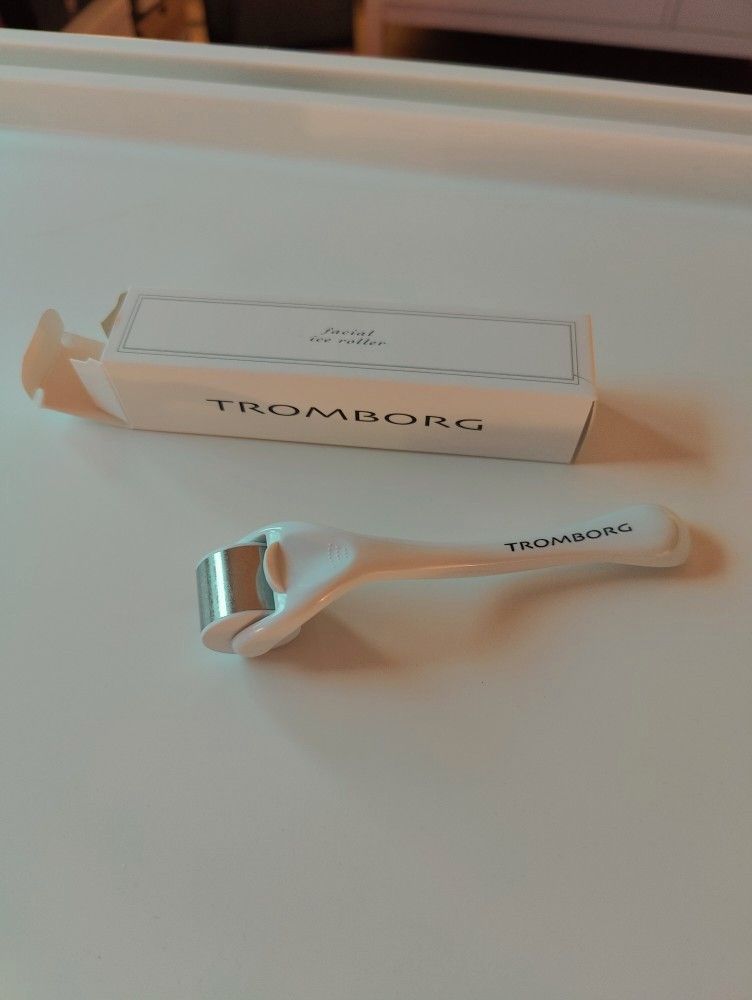 Tromborg Facial Ice Roller -kasvorulla UUSI