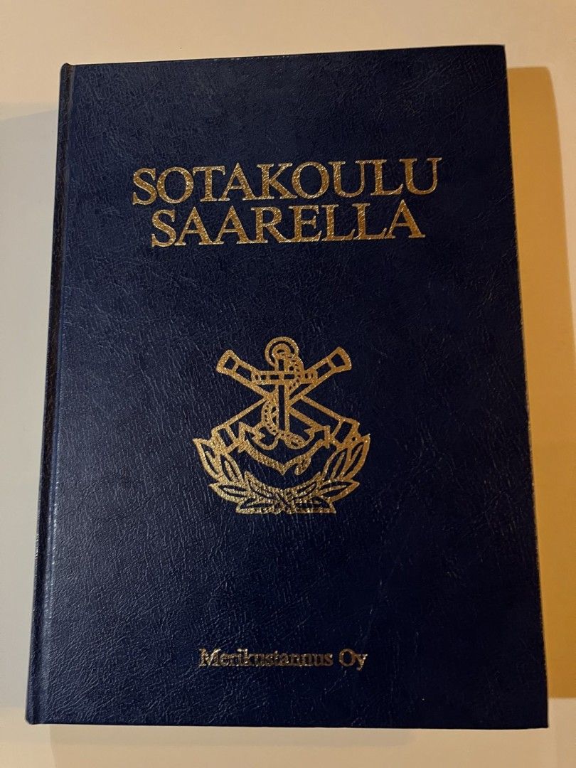 Sotakoulu Saarella - Suomalaisen meripuolustuskoulutuksen historia