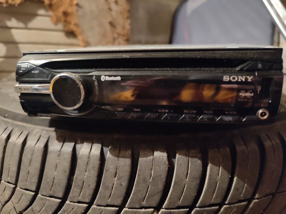 Sony MEX-BT3900U autostereot