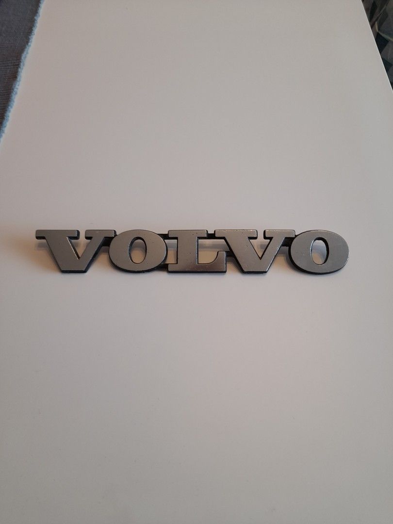 Volvo takaluukun merkki