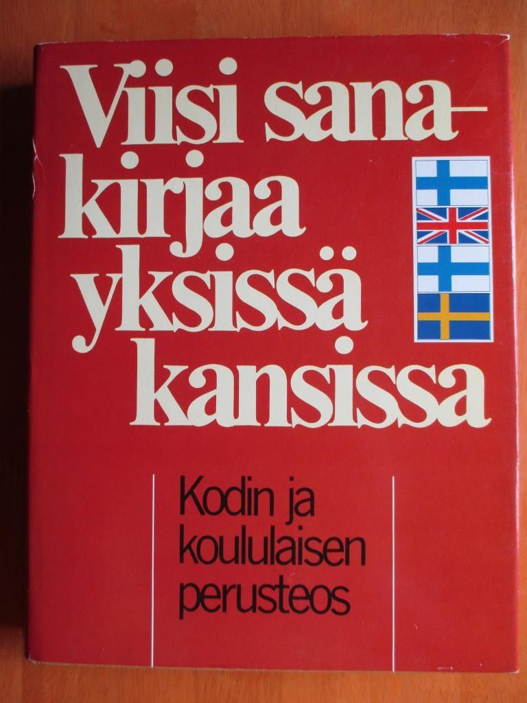 Viisi sanakirjaa yksissä kansissa