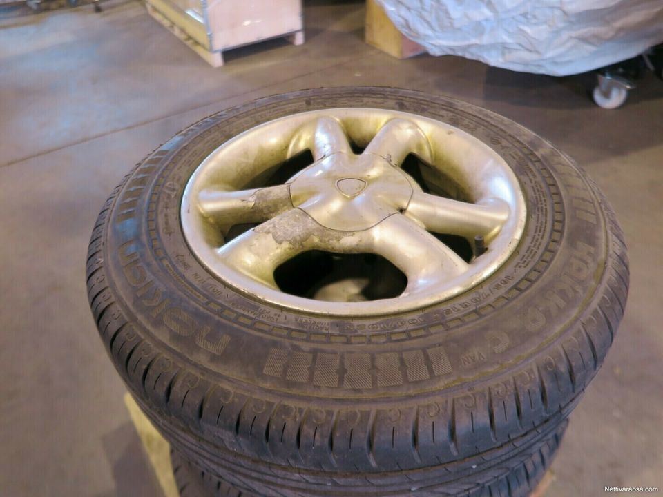 Hakka 195/70 R15C