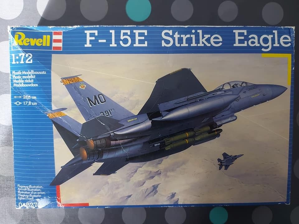 Koottava pienoismalli F-15E Strike Eagle 1:72