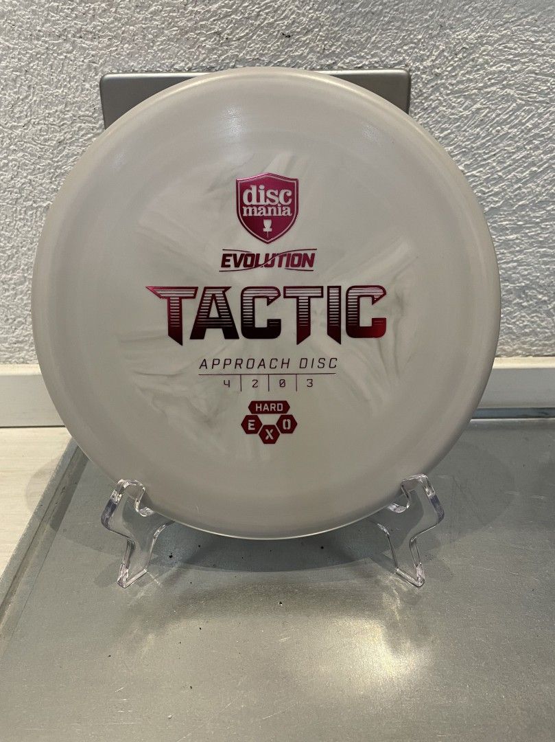 Frisbeegolfkiekko Discmania Tactic