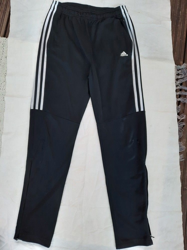 Adidas verkkarit 164