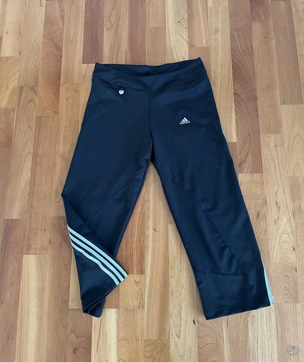 Adidas caprimittaiset trikoot k 164