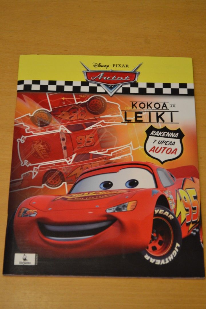 Disney Pixar Autot Kokoa ja leiki