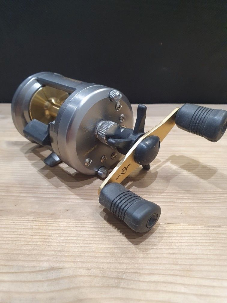 Shimano Corvalus CVL400 hyrräkela