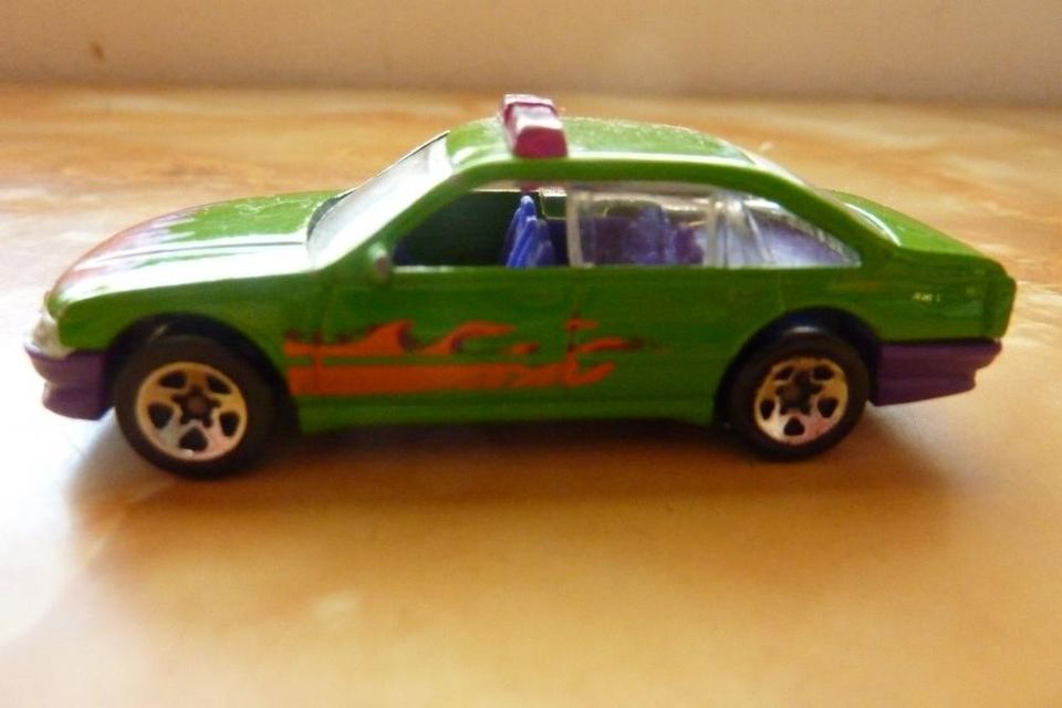 Mattel, pikkuauto v. 1989