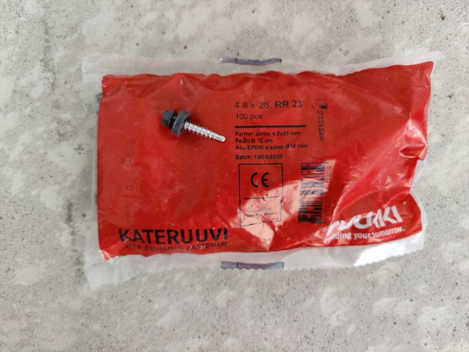 Ruukki kateruuvi 4.8 x 28, RR23 harmaa 100 kpl