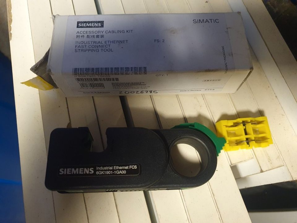 Siemens Ethernet FC kuorintatyökalu 6GK1901-1GA00