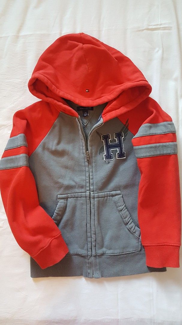 HILFIGER huppari 6-7v