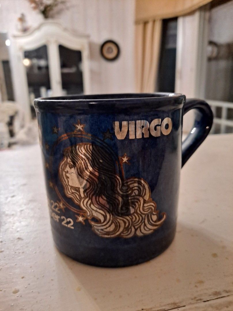 Sininen Horoskooppimuki Virgo / Neitsyt