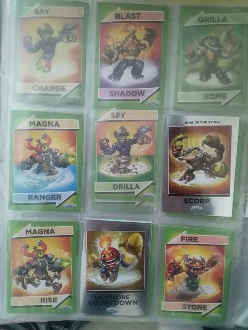 Skylander kortit