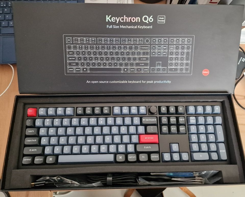 KeyChron Q6 QMK mekaaninen näppäimistö