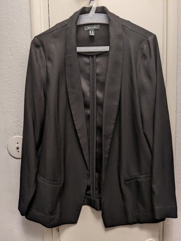 Musta bleiseri/jakku