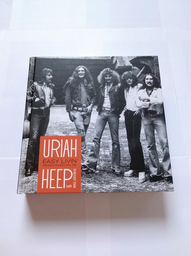 Uriah Heep - Easy Livin' kirja Ken Hensley nimmari