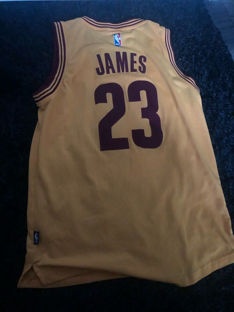 LeBron James - Adidas Pelipaita