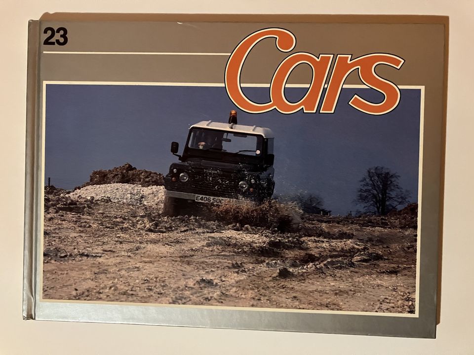 Cars Collection - Suuri tietokirja autoista 23