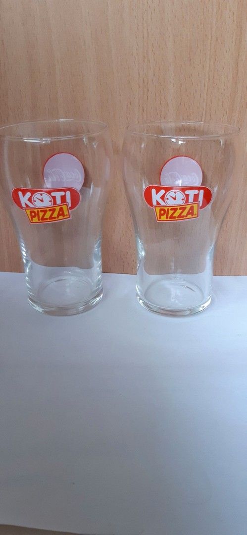 Koti pizza/coca-cola lasit 2 kpl